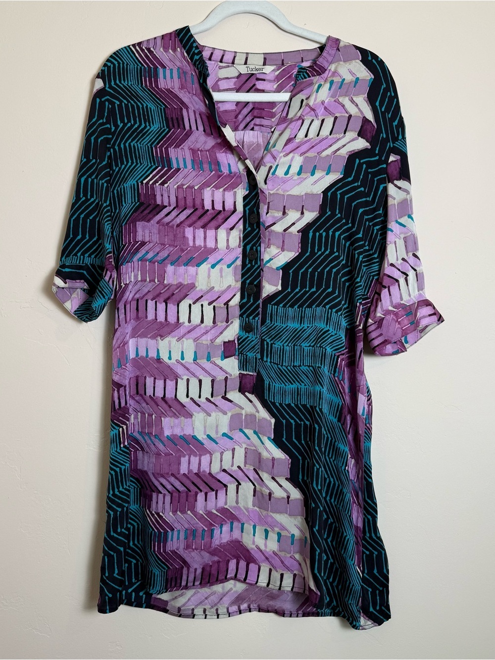 Tucker Abstract Chevron Tunic Purple, Teal Black Silk Blend Women’s top size L